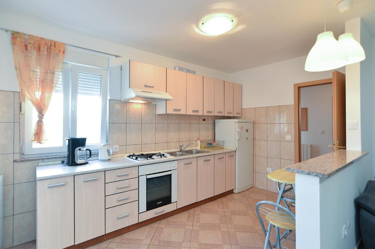 Apartments Milena 436 Fazana Exterior photo