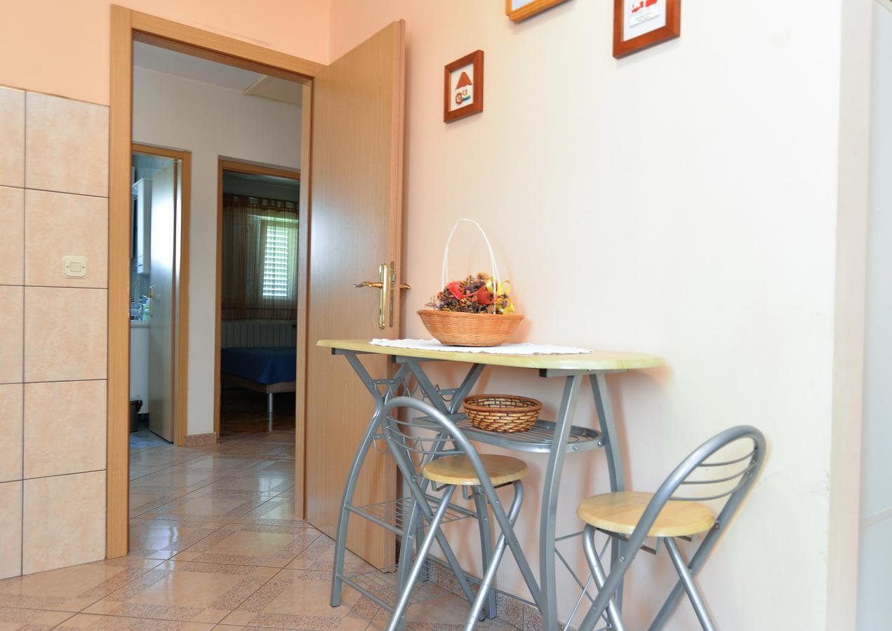 Apartments Milena 436 Fazana Exterior photo